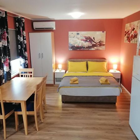 City Break Apartment Загреб Экстерьер фото