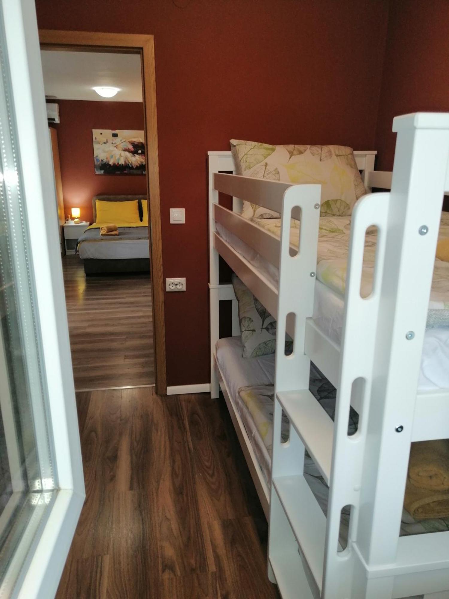 City Break Apartment Загреб Экстерьер фото